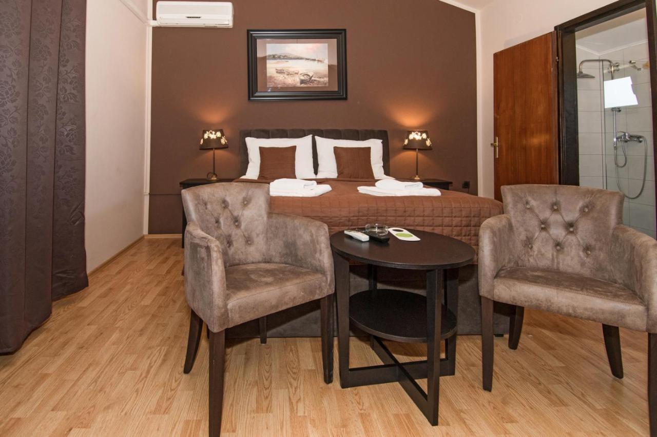 Bed & Breakfast Anita Medulin Exterior foto